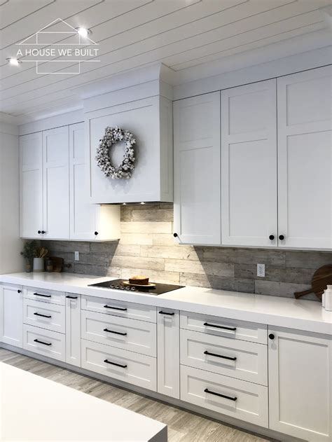 Black Hardware In 2020 White Shaker Kitchen Cabinets White Shaker