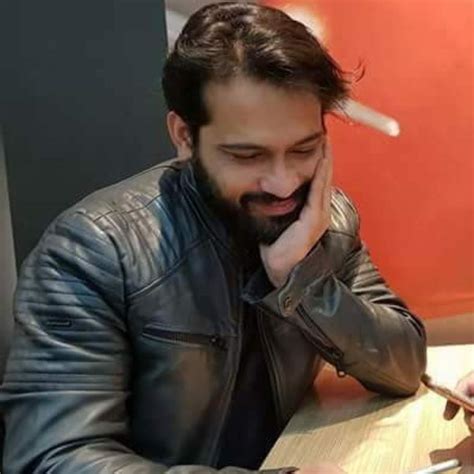 25 Styles Of Waqar Zaka That Helped Him Evolved As A Star 247 News