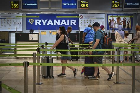 el conflicto en ryanair amenaza el turismo editorial