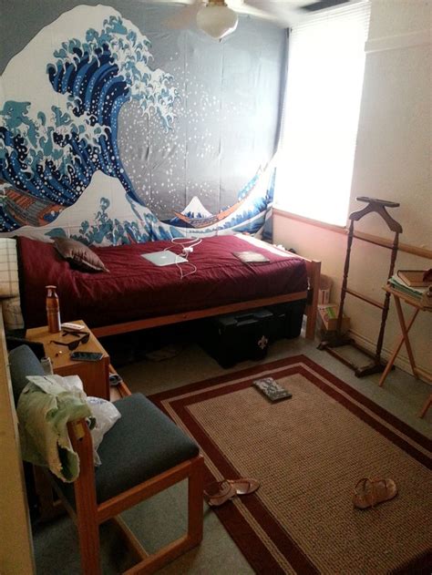 A good nco is checking his/her subordinates' rooms at least once a week. My Army barracks room. : malelivingspace