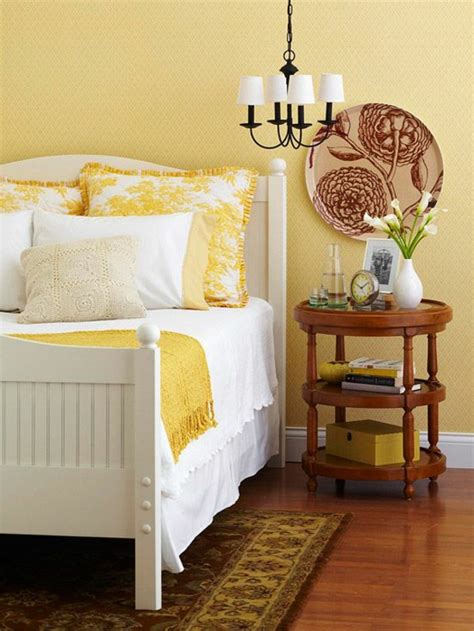 gelbe farbgestaltung im schlafzimmer  fotos