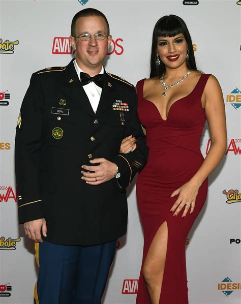 Porn Star Takes Army Sergeant To Adult Entertainment Awards In Vegas