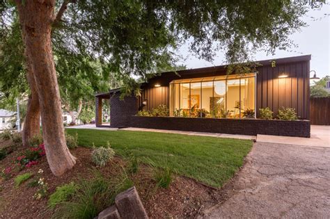 Collection by the awesome orange • last updated 2 weeks ago. Photo 6 of 28 in Before & After: A Muddled Midcentury ...