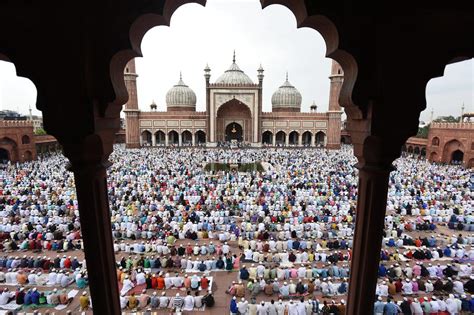 Eid is celebrated twice a year. Muslim festivals | AlightIndia