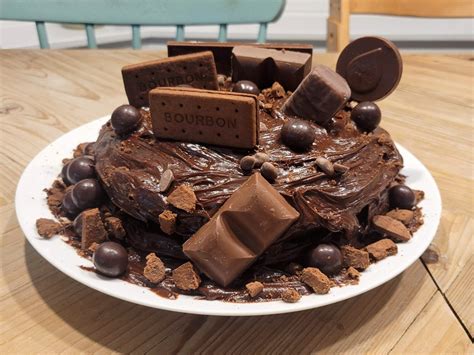 Dairy & egg free chocolate overload cake | The Allergy Mums Club