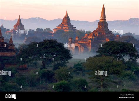 The Archaeological Site Of Pagan Bagan Myanmar Burma Stock Photo Alamy