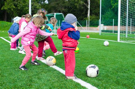 Best Outdoor Games for Kids - All the Sports and Games Knowledge You