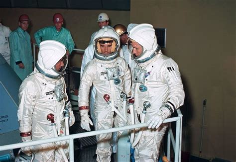 A Photographic History Of Us Spacesuits Apollo 1 Space Suit Nasa