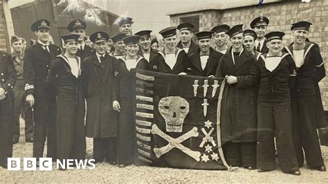Wwii Submarines Jolly Roger Flag Sells For £13000 At Auction Bbc News