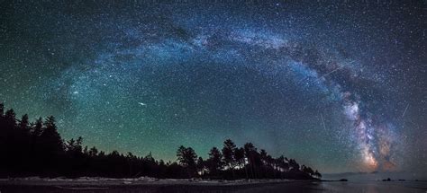 The Graceful Arc Of The Milky Way And Beautiful Landscapes Sponli News