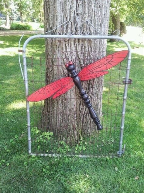 Pin by Wendy Turner on Crafts | Recycled garden art, Dragonfly yard art
