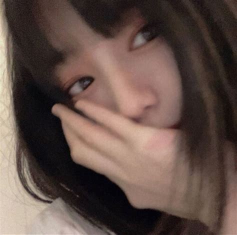Pin By Q On Girl Pfps In 2021 Ulzzang Girl Cute Korean Girl Cute