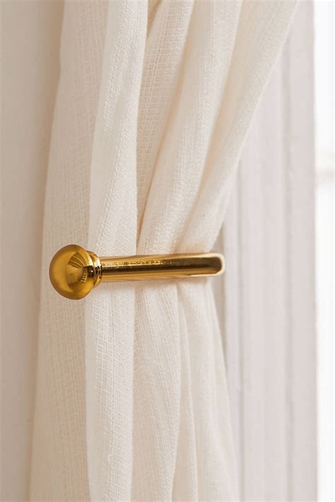 Basic Metal Tie Back Set Of 2 Curtain Tie Backs Urban Outfitters
