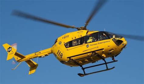 La procura della repubblica di brindisi ha affidato alla polfer le indagini sull'incidente che la notte scorsa ha provocato la morte dell'operaio 57enne mario cavalieri, originario di roccagloriosa, nel salernitano. Incidente sul lavoro: gravissimo imprenditore 61enne ...