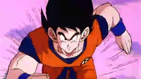 Image Goku Running Dragon Ball Wiki Fandom Powered By Wikia