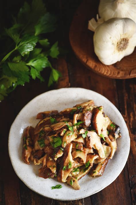 Garlic Mushrooms Recipe (Keto | Low-Carb) - Simply So Healthy