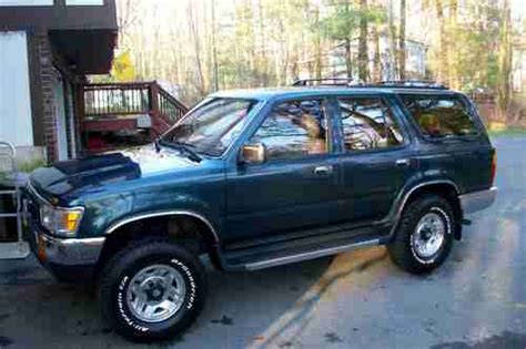 Spend just a few minutes reading our articles dedicted to 1994 toyota 4runner suv and you will enrich your knowledge concerning all the major and minor car systems like transmission, engine, abs and all the rest. Find used 1994 Toyota 4Runner SR5 V6 Automatic 4X4, Leather, Good Condition in Effort ...