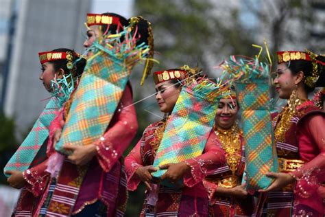 Pengenalan Tarian Budaya Batak Antara Foto