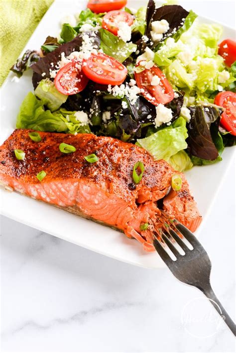 Garnish with a squeeze of lemon or parmesan cheese, if desired. Air Fryer Salmon (Easy! 7 minutes!) - A Pinch of Healthy