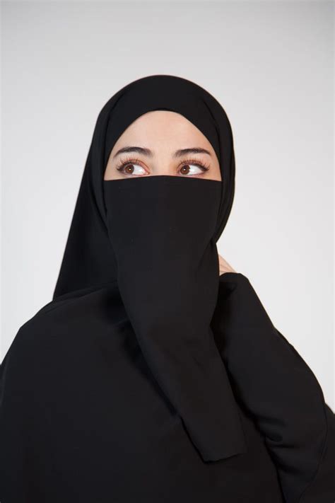 Half Niqab Black