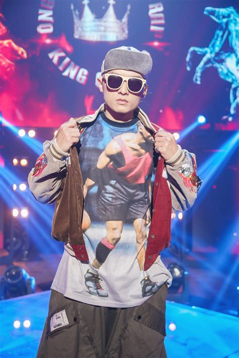 Trước đó, trong một đêm diễn, nữ huấn luyện viên duy nhất của rap việt mùa một là suboi đã bất ngờ đưa ra thông báo cô sẽ không đồng hành với chương trình siêu hot này trong năm nay mà dành thời gian cho sự nghiệp âm nhạc của. Rap Việt mùa 2: Karik chắc suất tham gia, những chiếc ghế ...