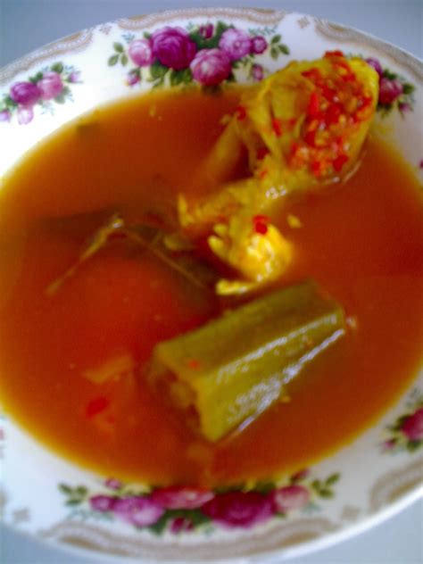 Antara bahan tambahan mama letak, cili giling. Jari Intanku..: ASAM REBUS IKAN KERISI + BENDI + DAUN KESUM.