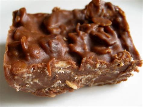 This search takes into account your taste preferences. Chewy Chocolate Oatmeal Bars - The Best Recipe I've Ever ...