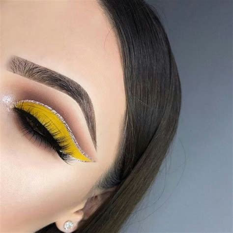 Pin By Nayeli Gutierrez On M A K E U P ♔♡ Makeup How To Apply