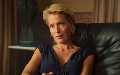 Gillian Anderson Sex Education Makes It Okay To Be Who You Are