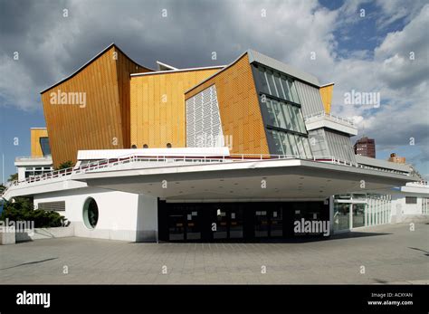 The Berliner Philharmonie Berlin Germany Stock Photo Alamy