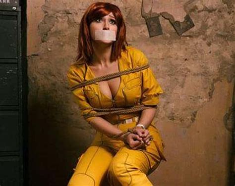 16 Sexy April Oneil Cosplays That Will Make You Say Cowabunga
