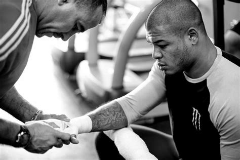 Tyrone the king of the ring spong. Tyrone Spong Profesyonel Boksa Mı Başlayacak? | Kickboks ...