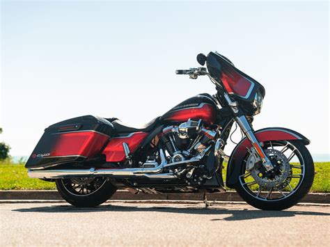 New 2021 Harley Davidson Cvo™ Street Glide® Motorcycles In Norfolk Va
