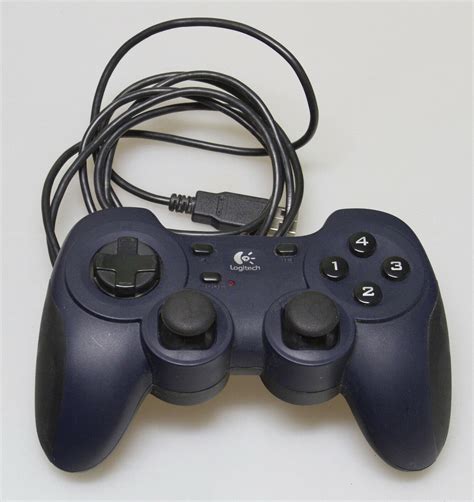 Logitech Dual Action Gamepad Usb Game Controller G Uf13a Used 863247