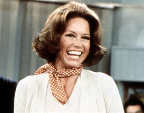 pictures of mary tyler moore