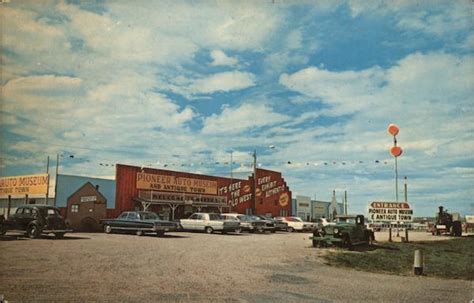 Pioneer Auto Museum Murdo, SD Postcard