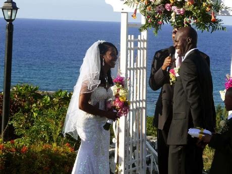 When i go to training with asafa i used to see her, he told jamaican observer in 2012. Jamaican Wedding: Shelly-Ann Fraser-Pryce | THE ISLAND JOURNAL