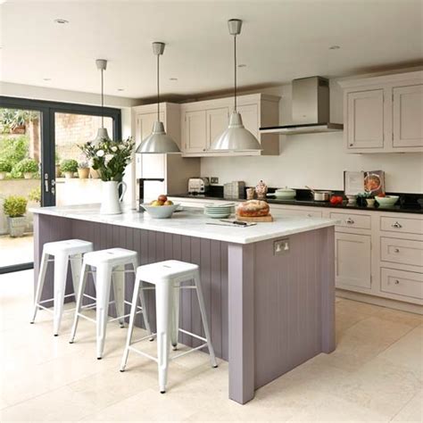 Follow our guide to get your kitchen heating just right. Take a look at this bespoke, budget kitchen | housetohome.co.uk