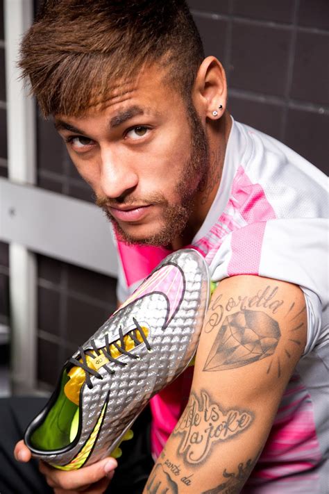 Neymar Jr Nike Introduce Hypervenom Liquid Diamond