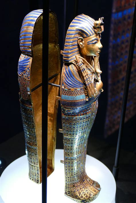 Treasure From Tutankhamuns Tomb On Display In The Tutankh Flickr