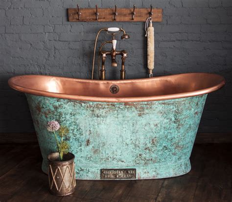 Copper Bathtubs Turning Your Bathroom Into An Antique Paradise