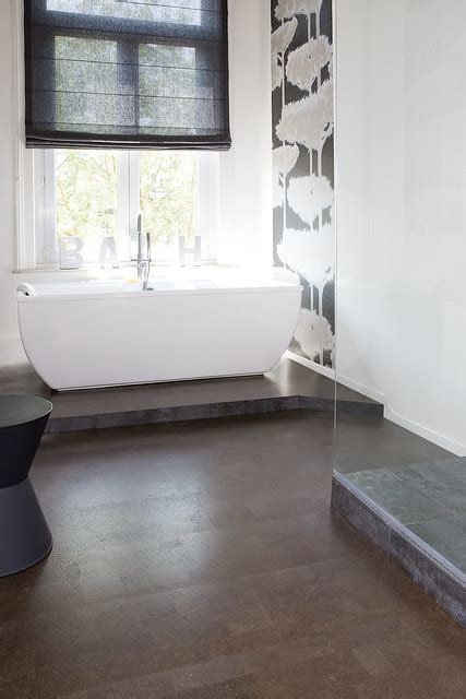 The natural warmth of cork makes it an ideal product for bathroom flooring and anywhere where you may be walking barefoot. Cork Flooring: Bathroom | Flickr - Photo Sharing!