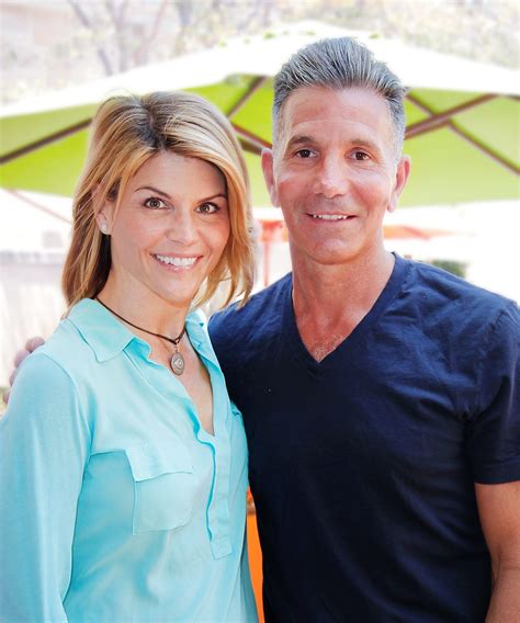 Lori Loughlin And Mossimo Giannulli Quit Bel-Air Country Club Amid Tensions