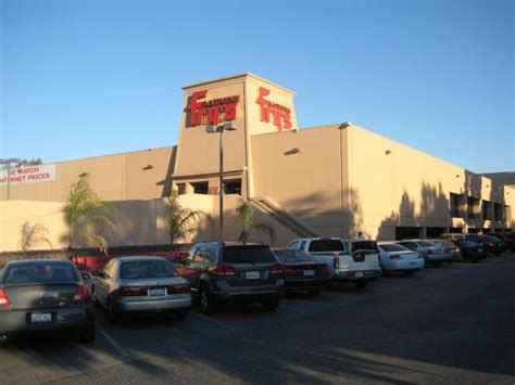We've updated our privacy policy. Fry's Electronics - Campbell, California