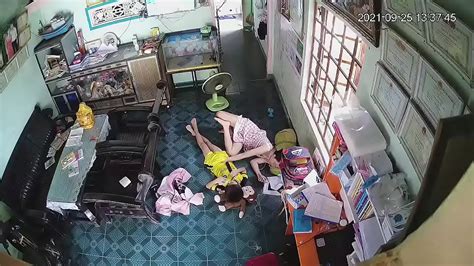 Sex Clip Loạn luân chị gái bú cặc em trai 247JAV