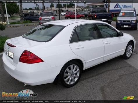 A 2.4l i4 or 3.0l v6 engine is available as well as a hybrid option, which is only available as a sedan. 2007 Honda Accord LX V6 Sedan Taffeta White / Ivory Photo ...