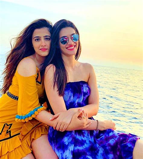 meet bollywood s hottest sisters movies
