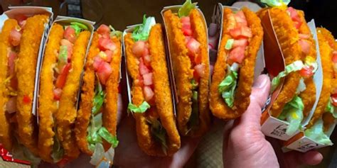 Taco Bells Fried Chicken Shell Taco Wants You To Forget The Double Down Inverse