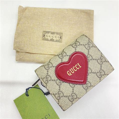 レビュー高評価のおせち贈り物 Gucci グッチ バレンタイン ハート カードケースミニ財布jp