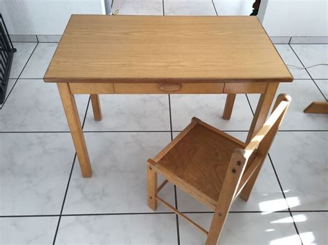 Kinder tisch und 2 stühlchen, kinderbank, verständliche anleitung und notwendiges werkzeug. Kindertisch mit Stuhl (Holz) | Kaufen auf Ricardo